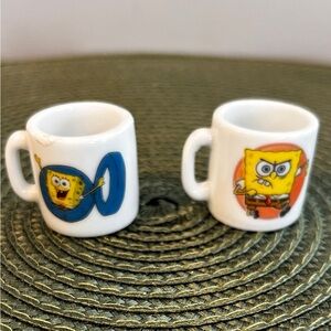 Set of 2 Vintage SpongeBob SquarePants Mini Mugs 2002 Viacom Miniatures Ceramic.